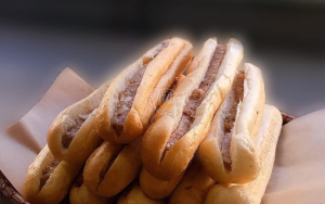 bánh mỳ Pate Cột Đèn Tôn Thất Tùng