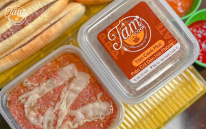 cửa hàng pate cột đèn phạm văn hai