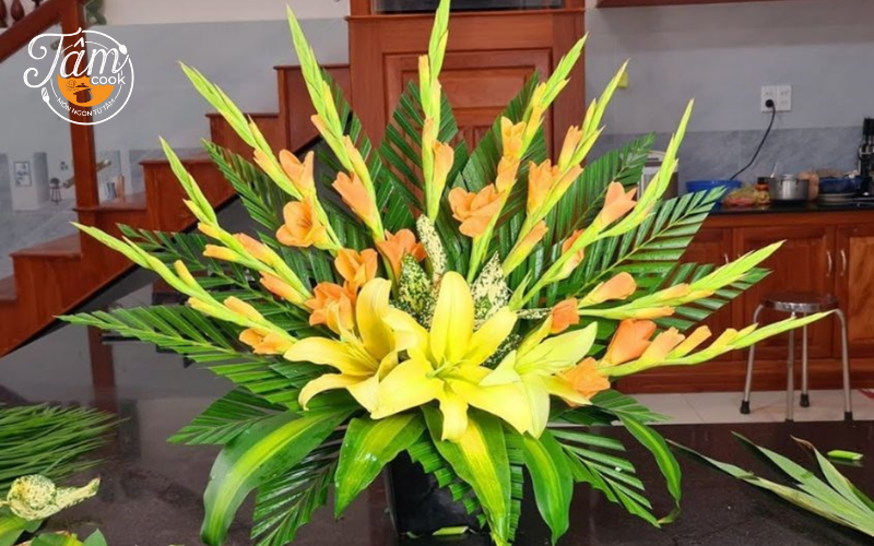 Cách cắm hoa đẹp ngày Tết đơn giản nhưng ấn tượng cho gia đình cách cắm hoa đẹp ngày Tết