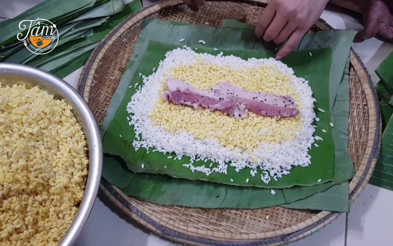 cách gói bánh chưng