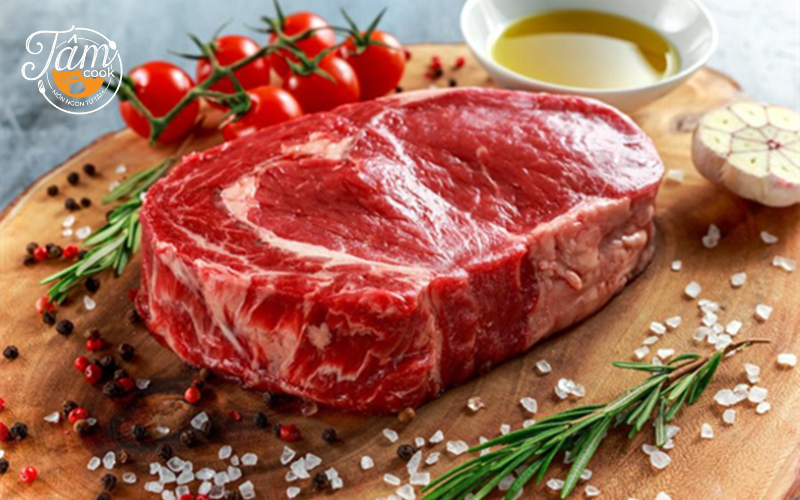 cách làm bò bít tết sốt tiêu đen