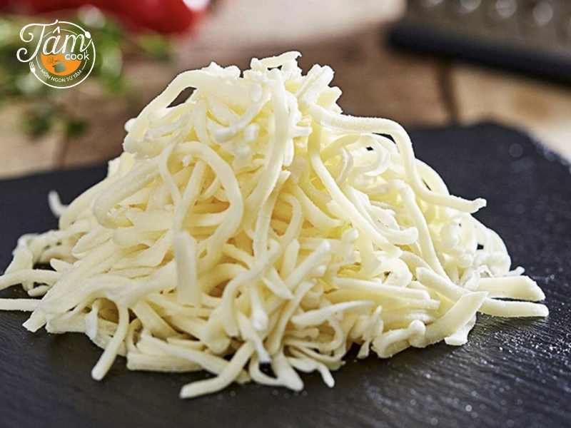 cách làm Pizza Tortilla hình bông hoa