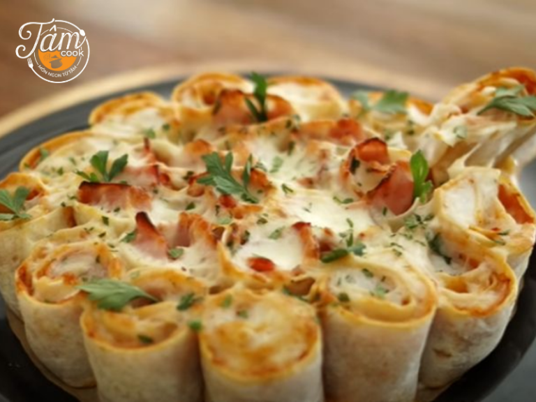 cách làm Pizza Tortilla hình bông hoa