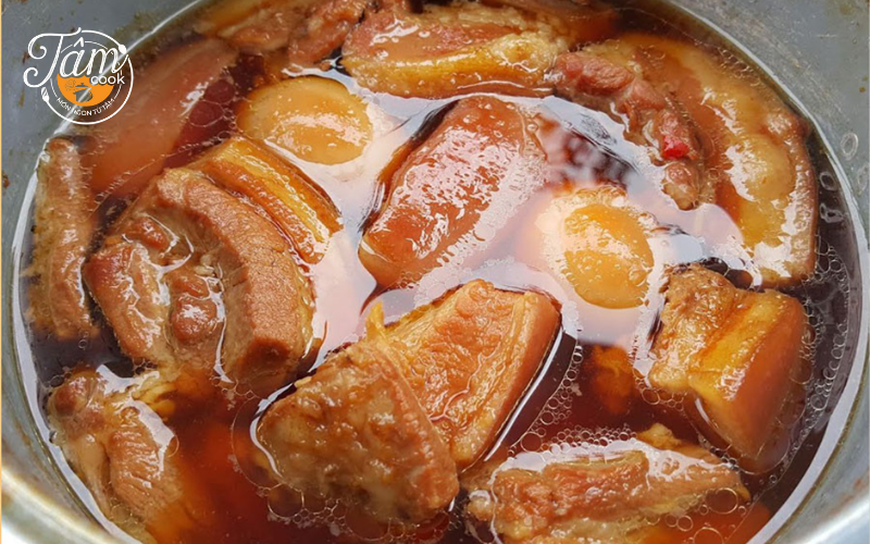 cách làm thịt kho trứng
