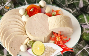 giá giò lụa hôm nay