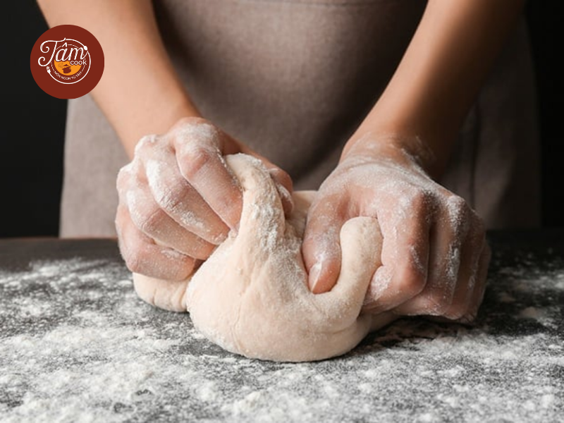 cách làm bánh mì que pate cay tại nhà