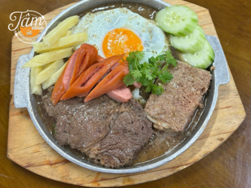 Mô hình kinh doanh bò bít tết hút khách