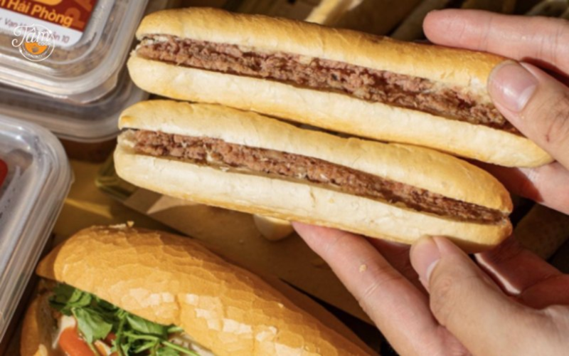 mua bánh mì que Hải Phòng tại lò