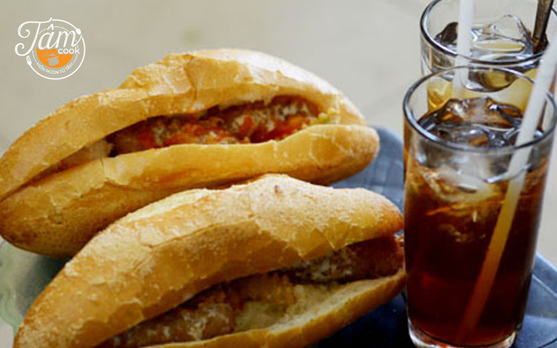 quán bánh mì ngon nổi tiếng Hà Nội