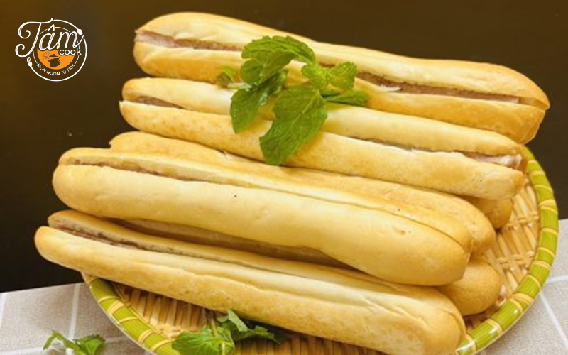 quán bánh mì ngon nổi tiếng Hà Nội