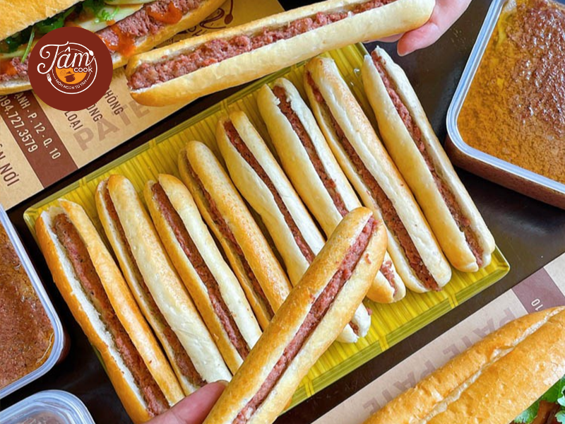 Bánh mì que Hải Phòng có gì đặc biệt