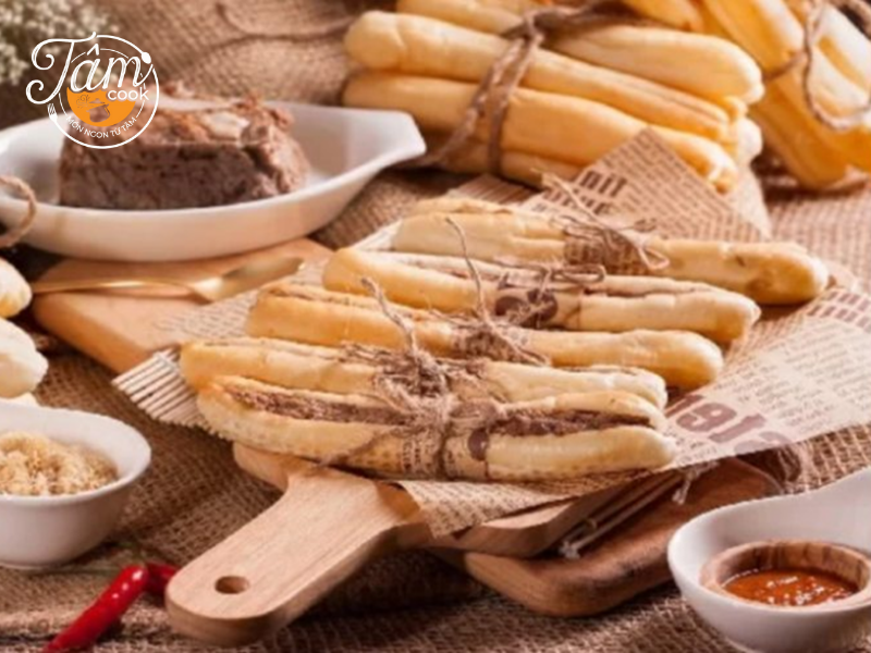 đặt bánh mì que cho sự kiện