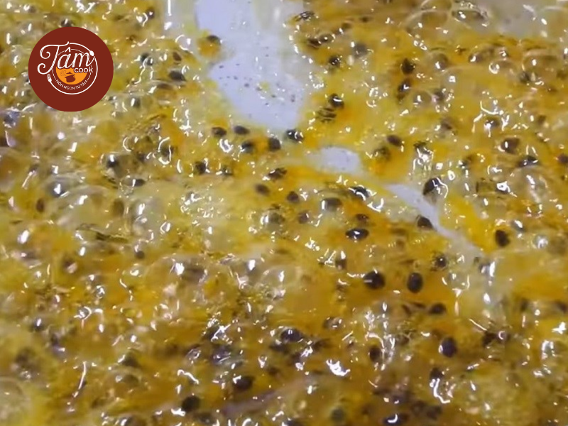 Cách làm sữa chua trái cây mùa hè