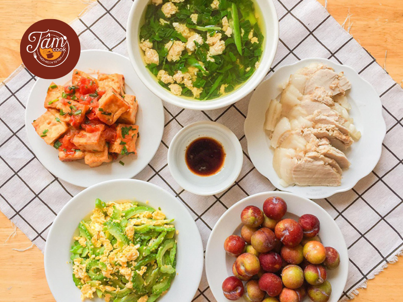 thực đơn mùa hè cho gia đình