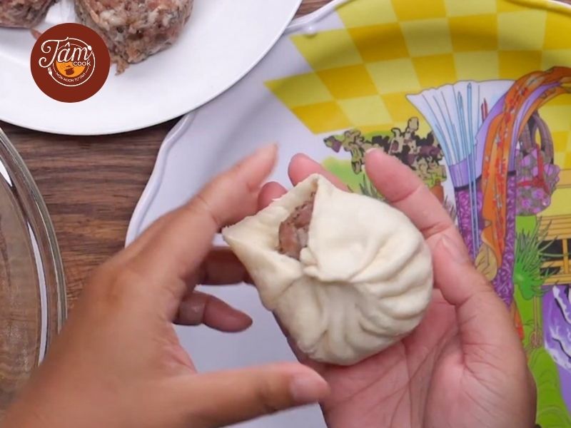 cách làm bánh bao nhân thịt trứng và nhân thịt miến