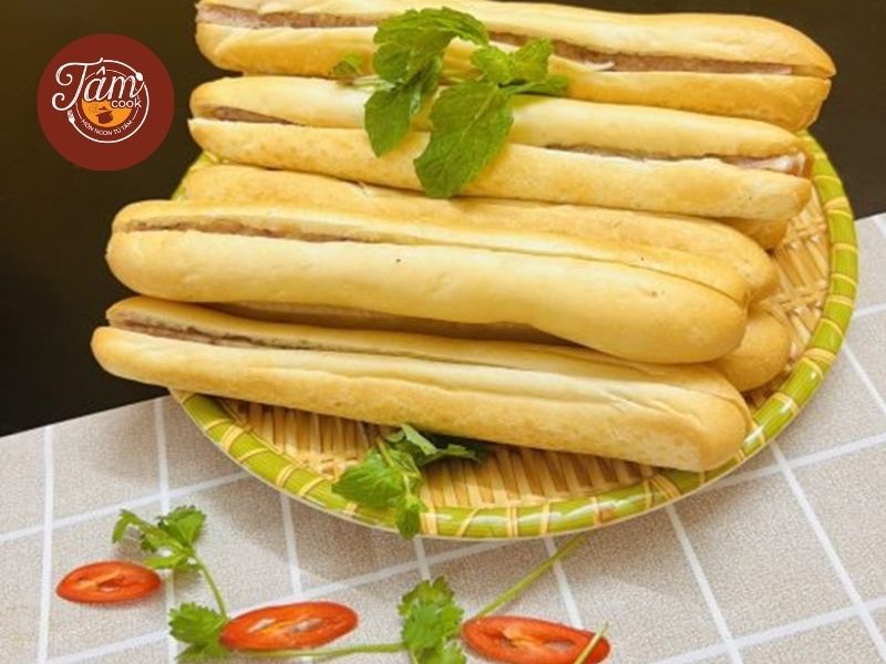 cách làm bánh mì cay