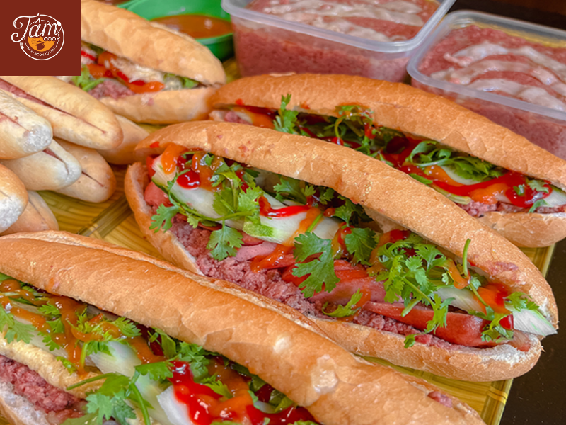 Bánh mì ăn với gì ngon? 10+ gợi ý hấp dẫn cho bữa sáng dinh dưỡng từ Tâm Cook Bánh mì ăn với gì ngon? 10+ gợi ý hấp dẫn cho bữa sáng dinh dưỡng từ Tâm Cook