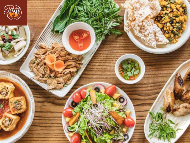 Thực đơn chay mỗi ngày cho gia đình: Tiết kiệm, thanh đạm và không nhàm chán Thực đơn chay mỗi ngày cho gia đình: Tiết kiệm, thanh đạm và không nhàm chán