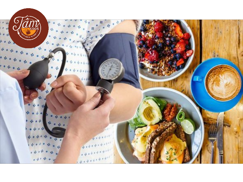 người huyết áp cao không nên ăn gì?